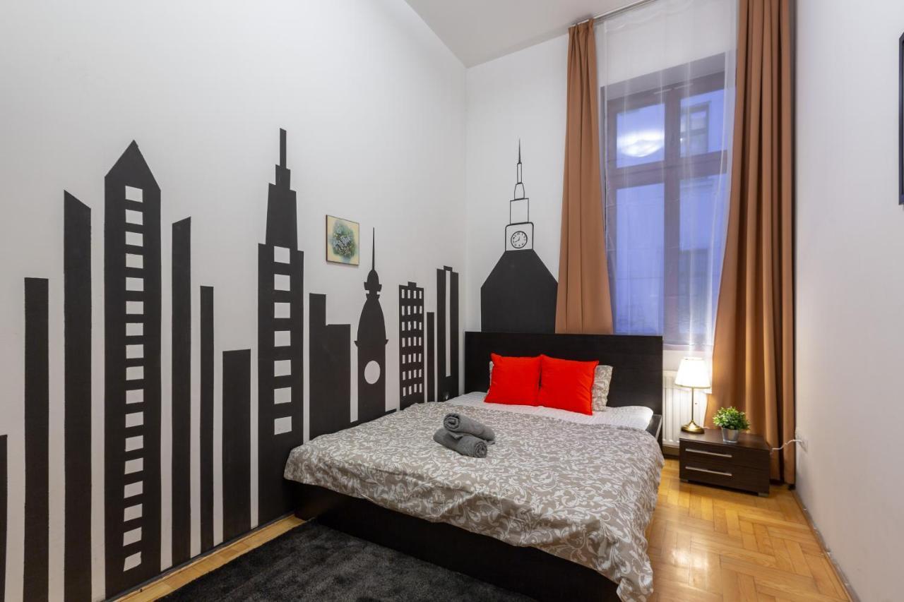 Dowtown Home In The Gozsdu Garden Budapest Ngoại thất bức ảnh